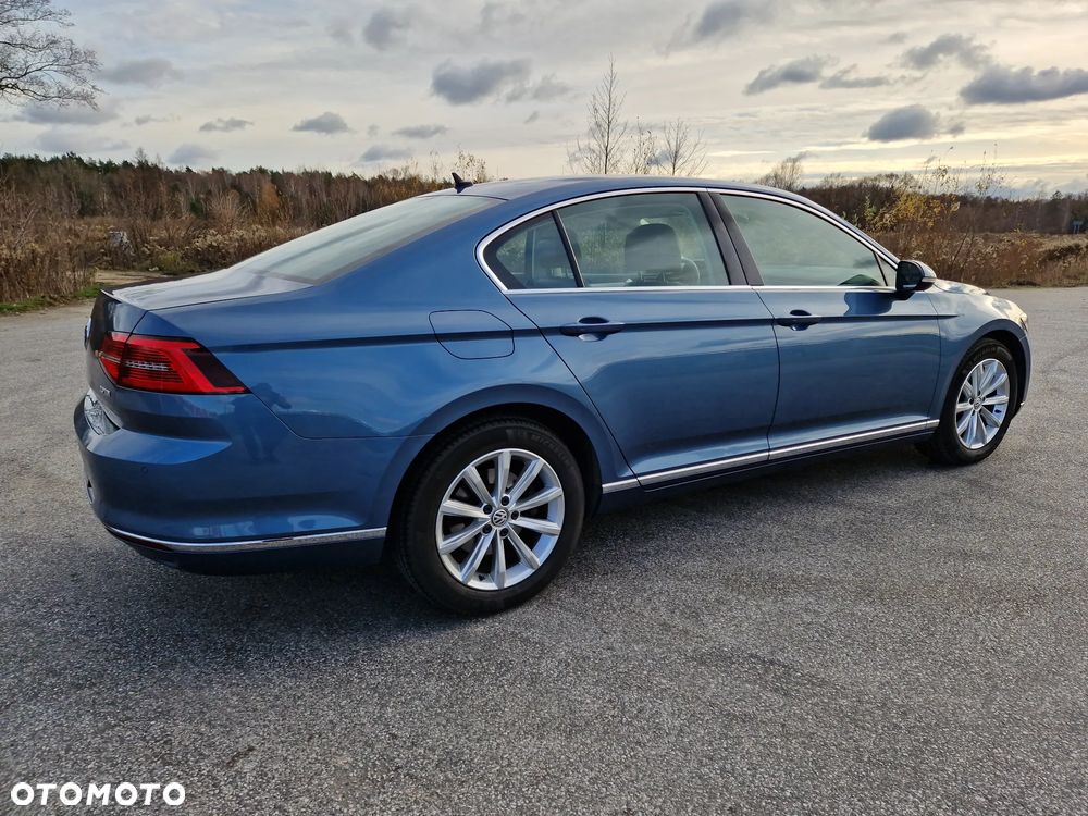 Volkswagen Passat 2.0 TDI BMT Highline DSG - 10