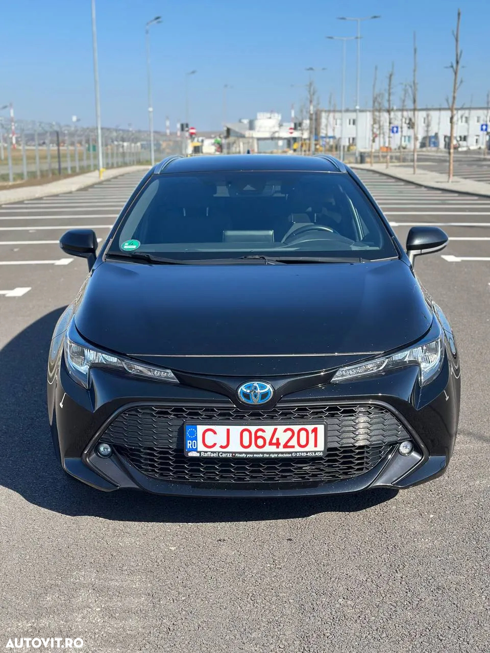 Toyota Corolla 1.8 Hybrid Touring Sports Club - 2