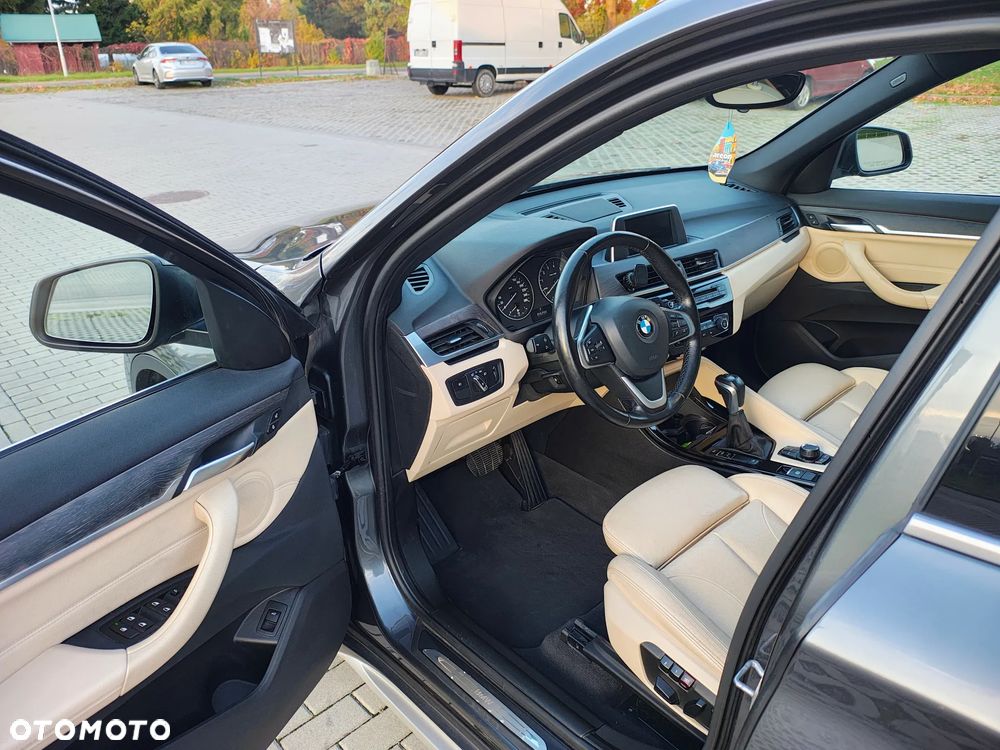 BMW X1 xDrive28i xLine - 9
