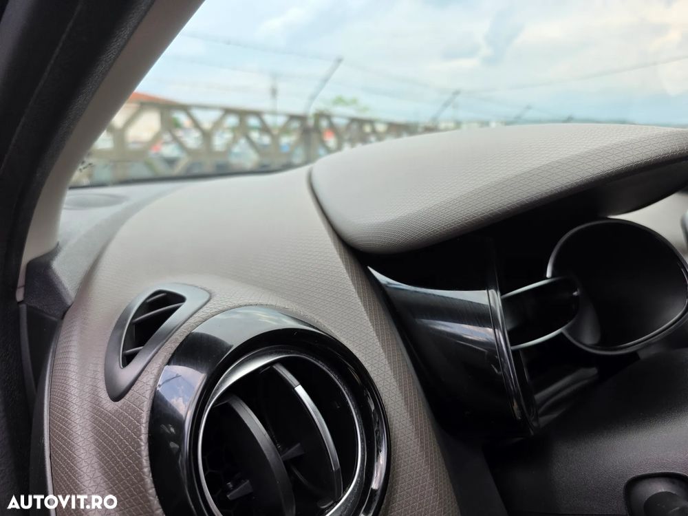 Renault Clio (Energy) TCe 90 Start & Stop INTENS - 16
