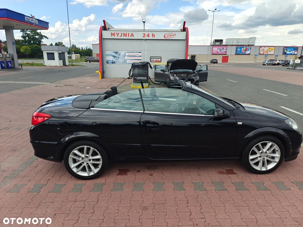 Opel Astra Twin Top 1.6 Cosmo - 21