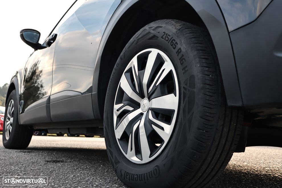 Peugeot e-2008 50 kWh Active Pack - 5