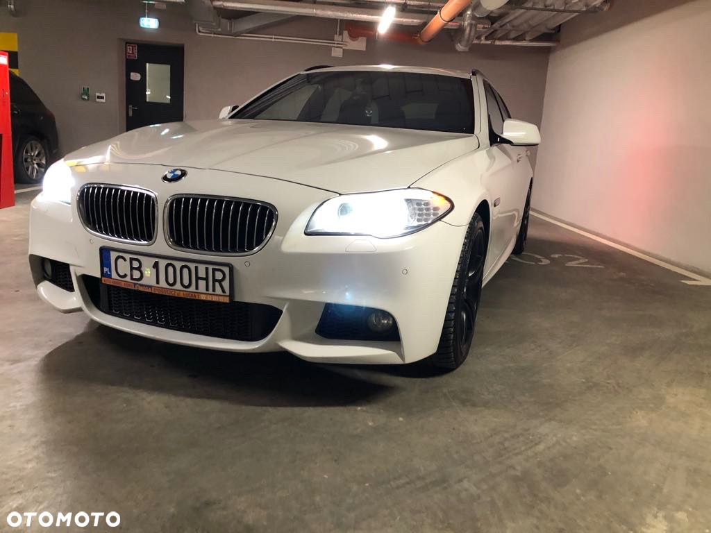 BMW Seria 5 520d Touring - 8