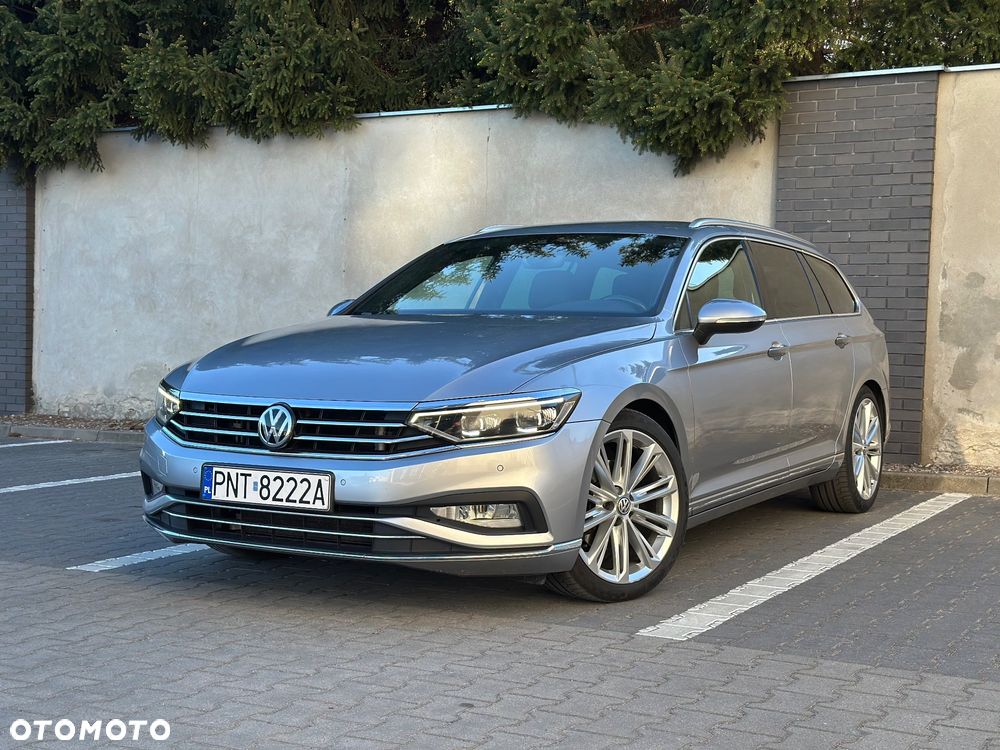 Volkswagen Passat Variant 2.0 TDI EVO Elegance DSG - 3