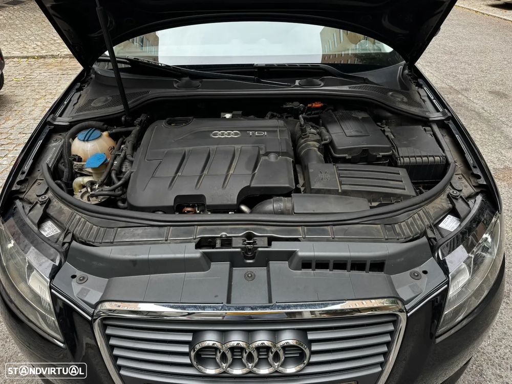 Audi A3 Sportback 2.0 TDi Attraction - 4