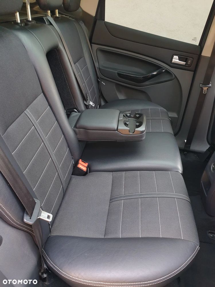 Ford Kuga 2.0 TDCi Titanium S - 34