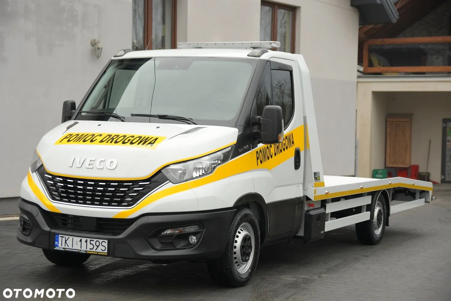 Iveco DAILY 35-140 * 2.3 Diesel HiMatic 140KM * LAWETA *100% Aluminium*Samochód  JAK NOWY!!! - 1