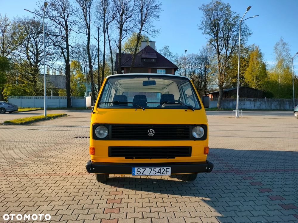 Volkswagen Transporter - 9