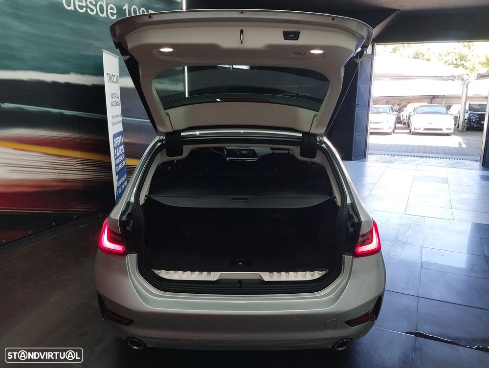 BMW 330 e Auto - 14