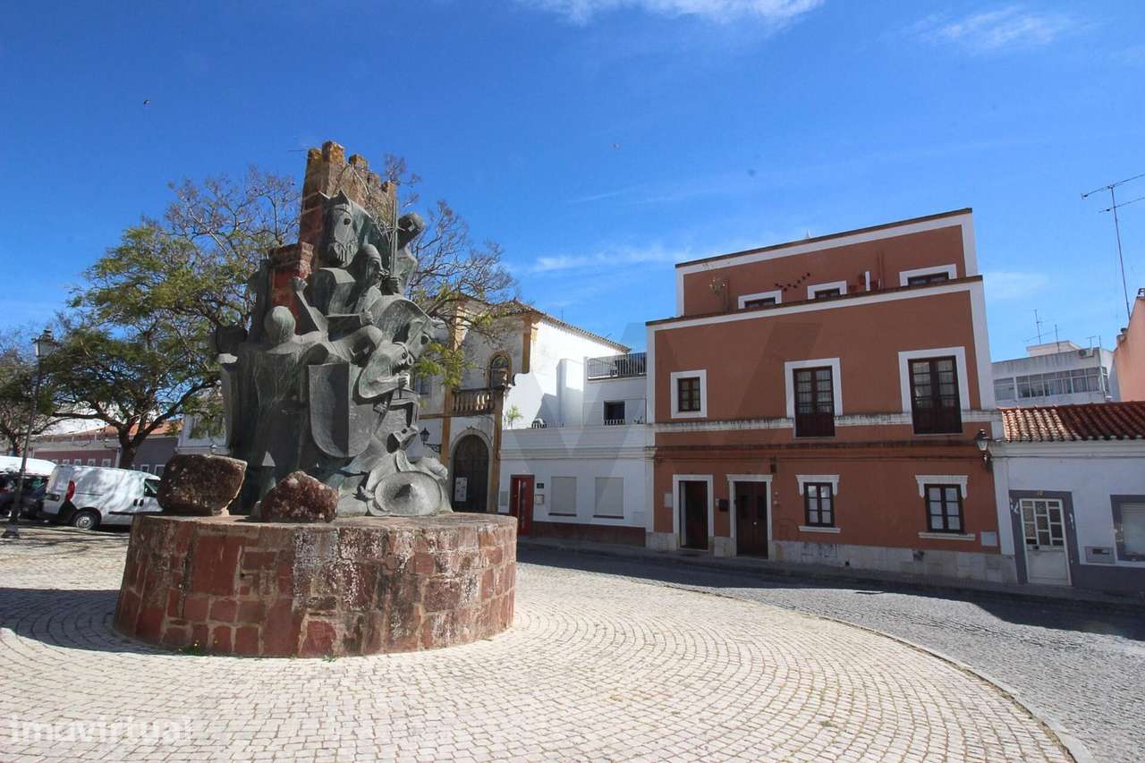 Ninguém imagina o que está dentro desta casa em Silves -  Moradia T3 c - Grande imagem: 2/32
