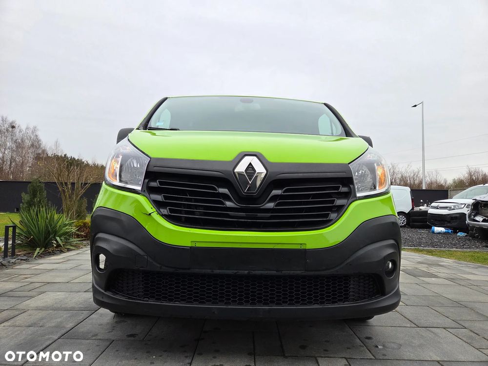 Renault TRAFIC - 12