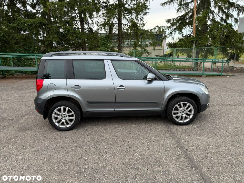 Skoda Yeti 2.0 TDI DSG 4x4 Ambition - 4