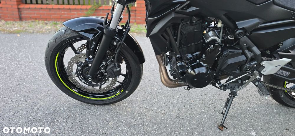 Kawasaki Z 650 - 6