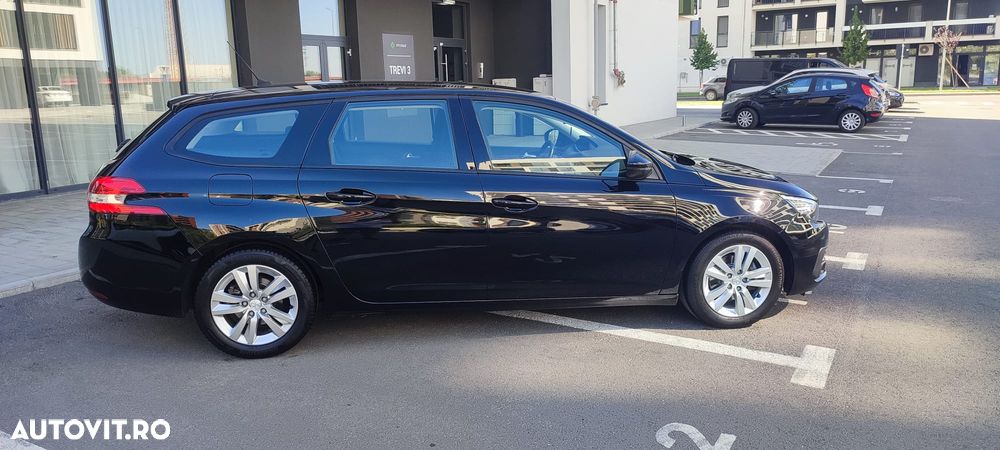 Peugeot 308 - 3