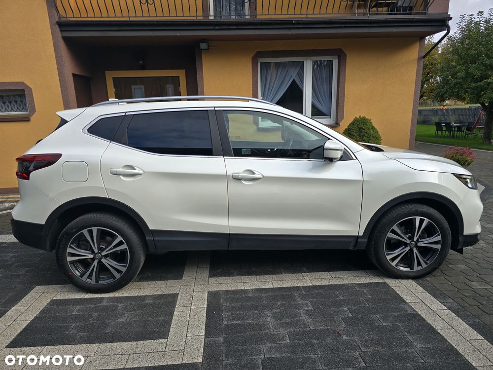 Nissan Qashqai 1.3 DIG-T N-CONNECTA - 7