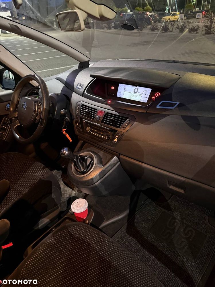 Citroën C4 Grand Picasso - 12
