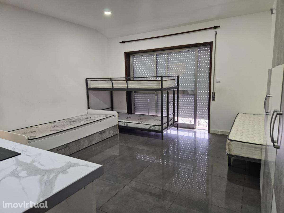 Estúdio - localizado em Aveiro - Grande imagem: 3/8