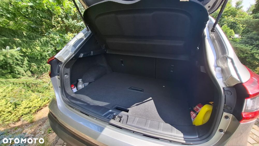 Nissan Qashqai 1.6 DCi Xtronic TEKNA - 12
