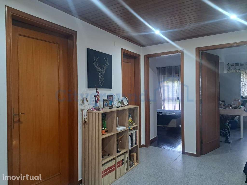 Bom apartamento T2 no Casal do Marco, Seixal - Grande imagem: 2/12