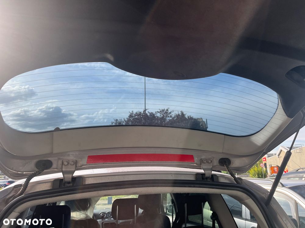 Ford S-Max - 9