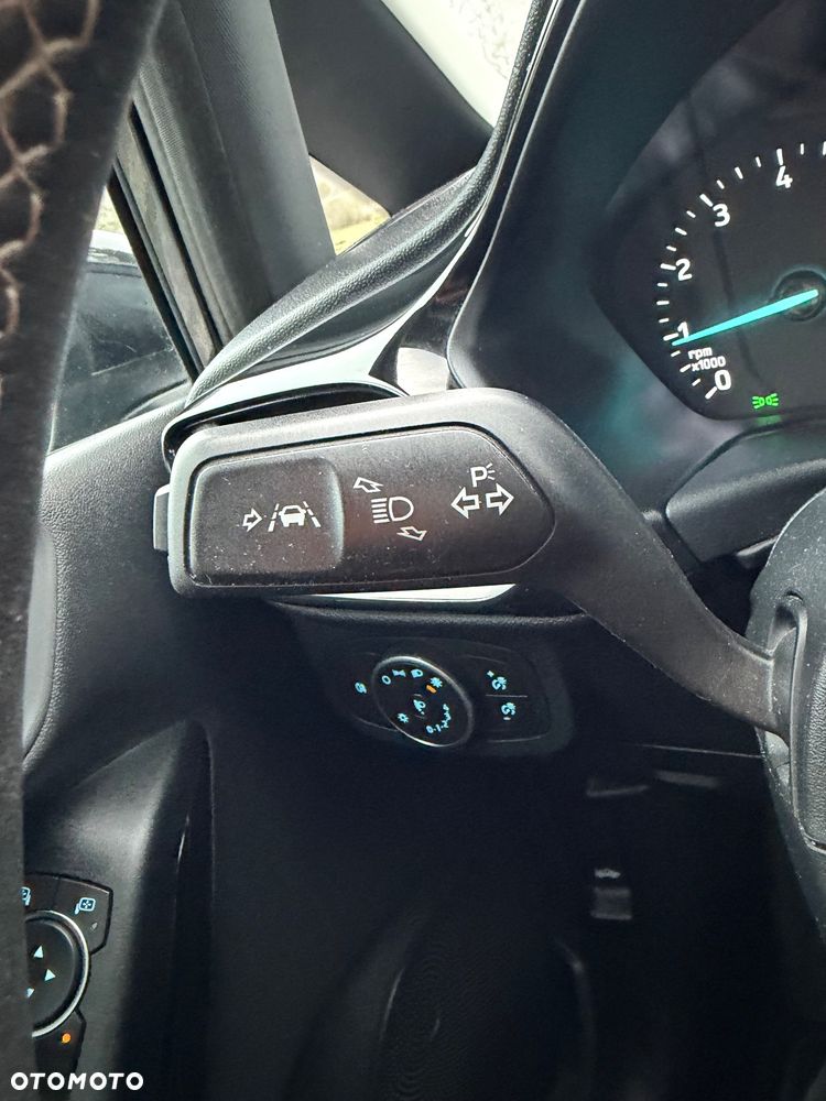 Ford Fiesta 1.1 S&S TITANIUM - 15