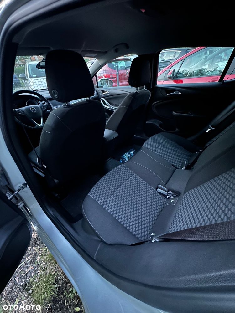Opel Astra 1.4 T Enjoy - 8