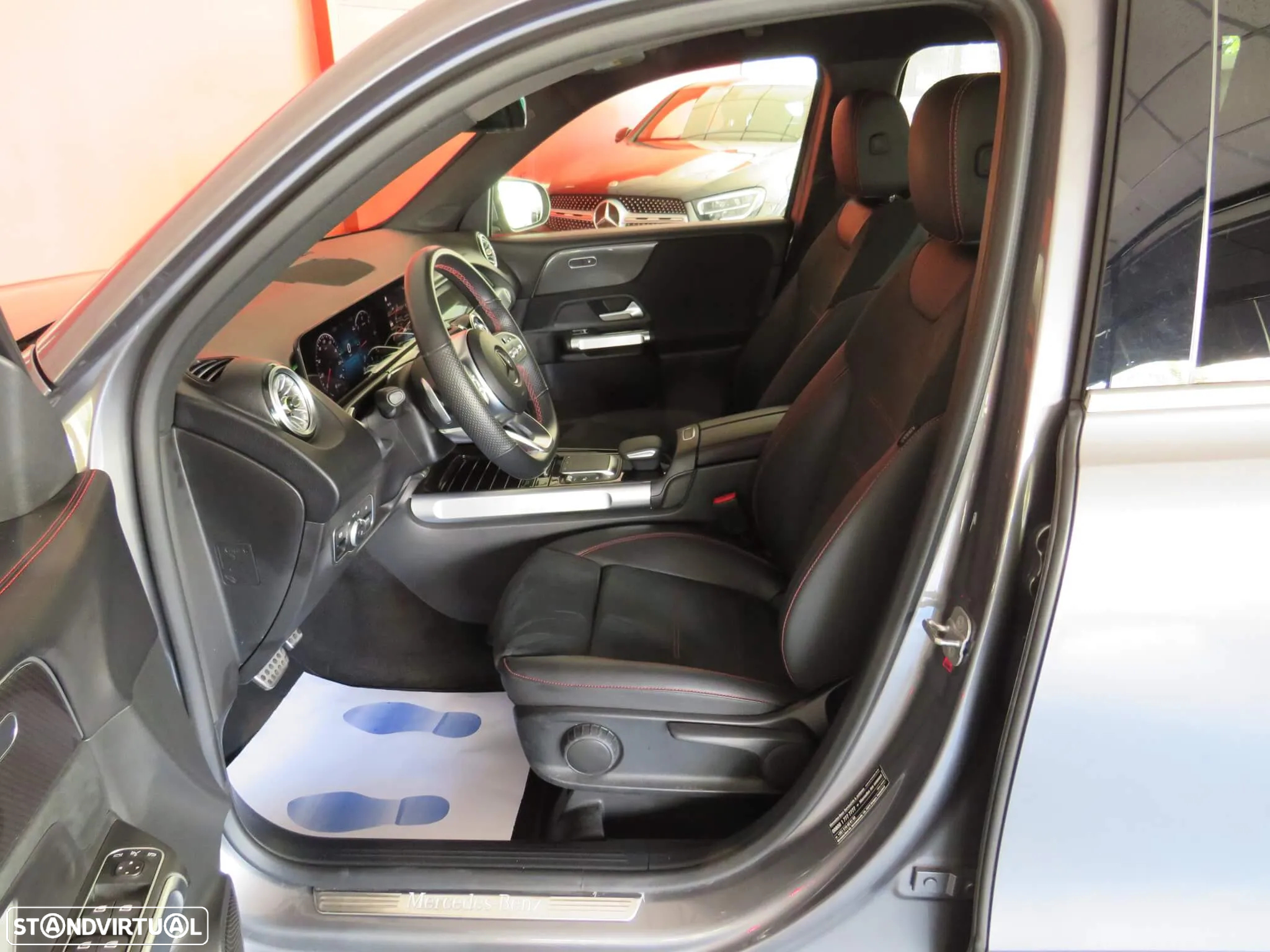 Mercedes-Benz GLB 200 d AMG Line - 10