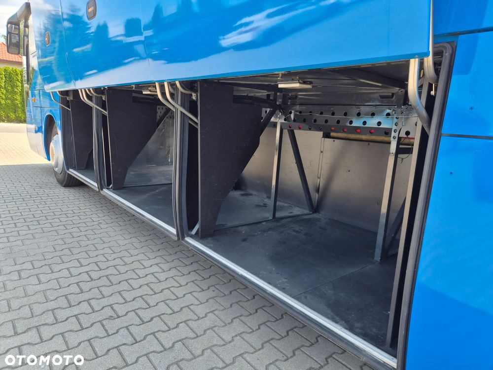 Iveco MAGELYS HD / SPROWADZONY/ MANUAL/ WC / EURO 6 - 19