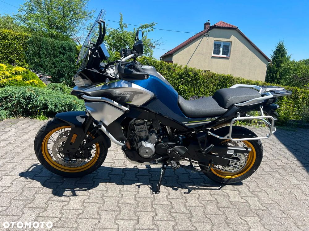 CFMoto 800MT Touring - 9