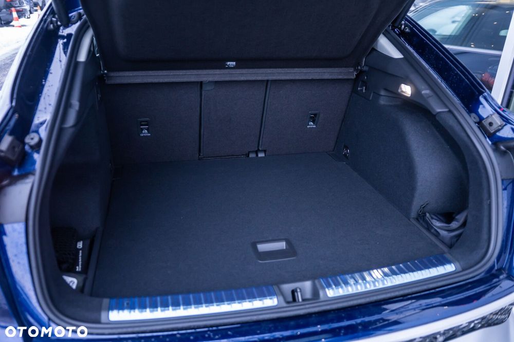 Audi Q3 Sportback - 9