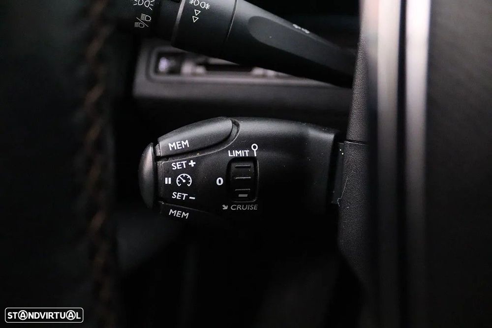 Peugeot 3008 PureTech 130 Stop & Start EAT6 Active - 7