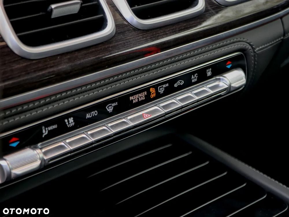 Mercedes-Benz GLS AMG 63 4-Matic+ - 23
