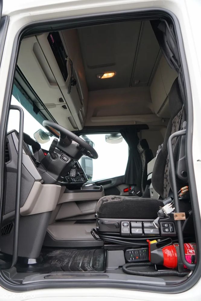 Scania R 450 / RETARDER / HYDRAULIKA / CAŁA NA PODUSZKACH - 24