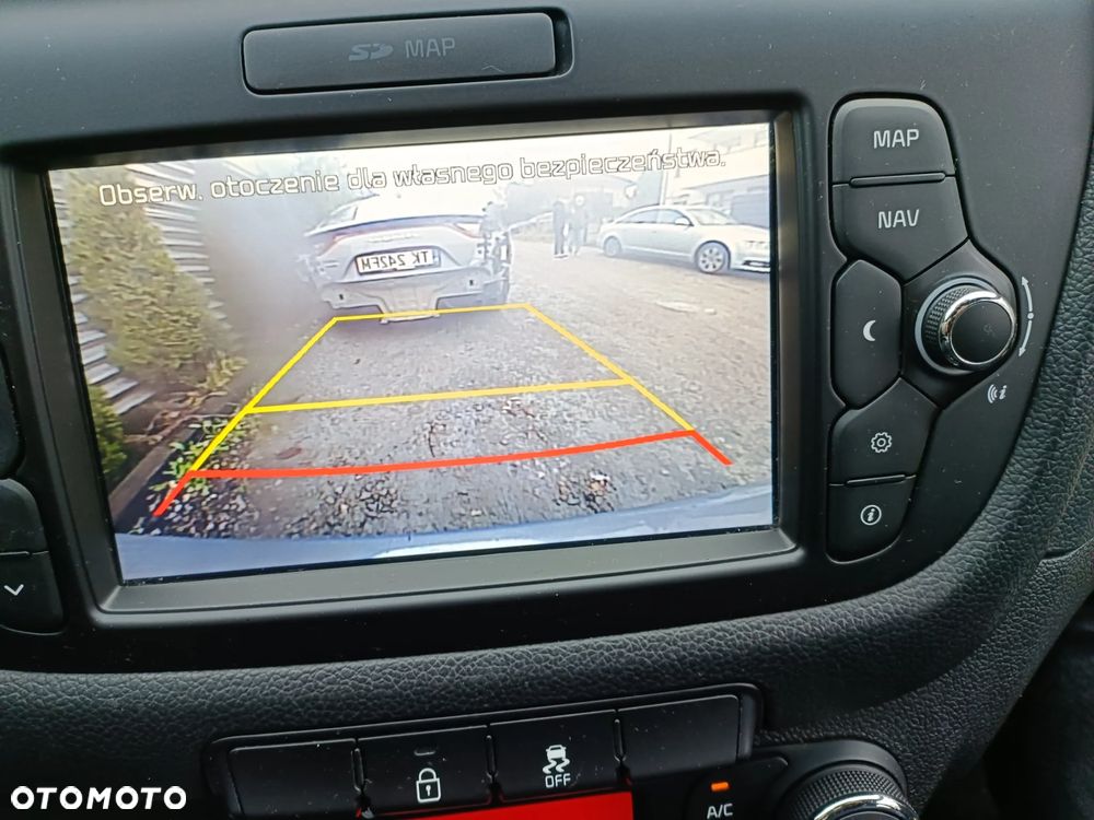 Kia Ceed 1.6 GDI M DCT - 10