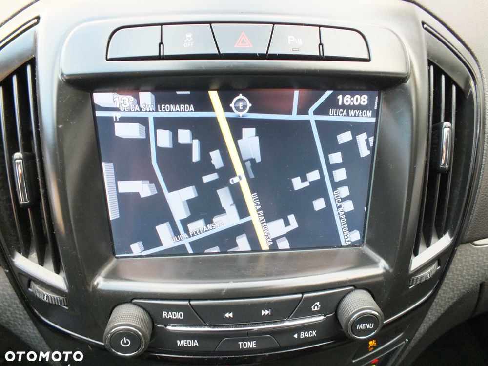 Opel Insignia - 10