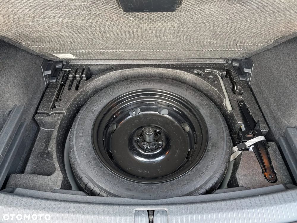 Volkswagen Tiguan - 18