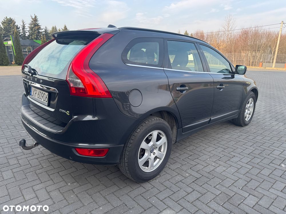 Volvo XC 60 DRIVe Momentum - 5