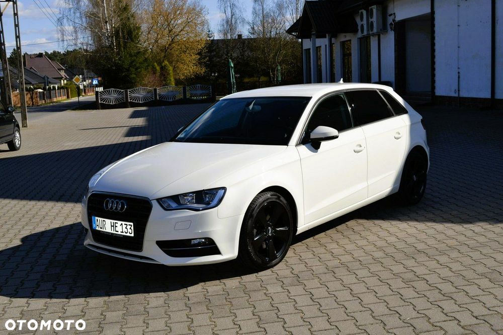 Audi A3 Sportback 2.0 TDI S tronic design - 3