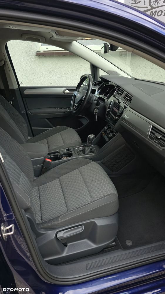 Volkswagen Touran 1.6 TDI SCR BlueMotion Technology DSG Comfortline - 18