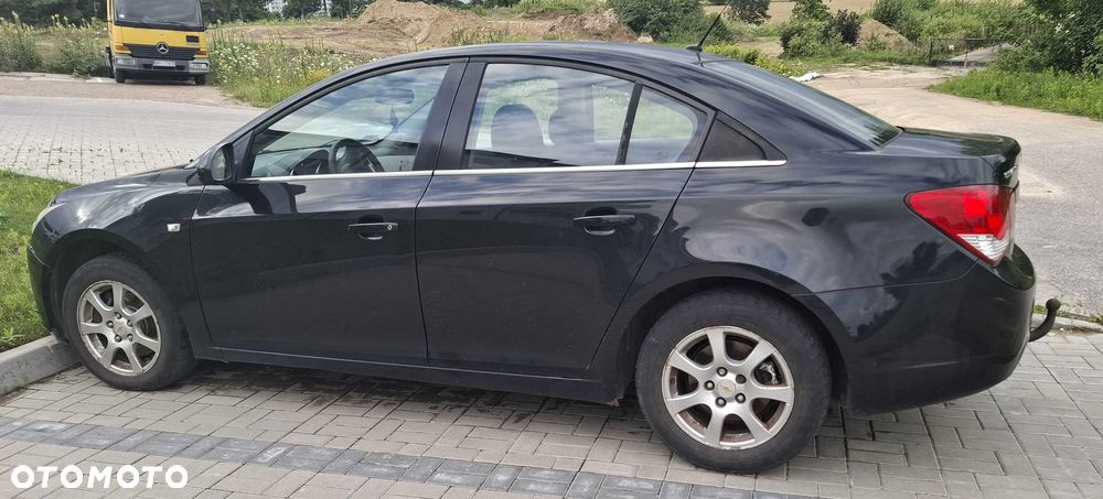 Chevrolet Cruze - 4