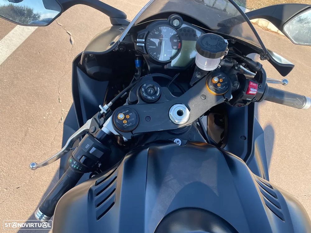 Yamaha YZF R6 - 7