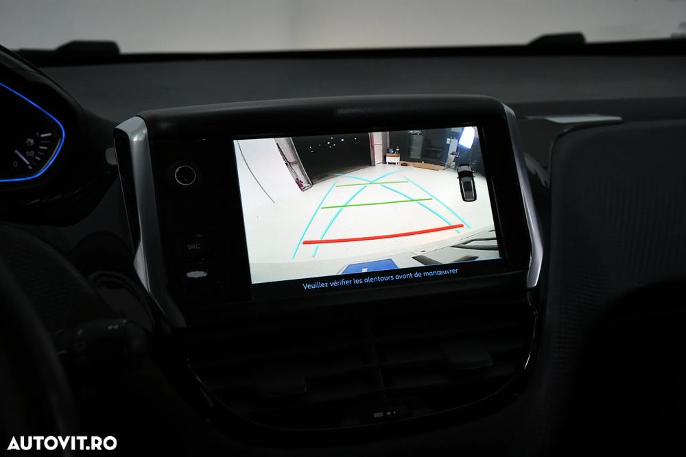 Peugeot 2008 PureTech 110 Stop&Start EAT6 Crossway - 23