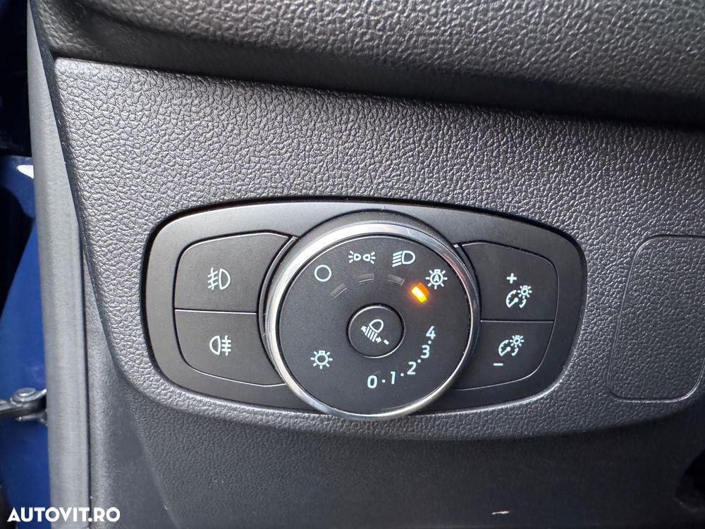 Ford Focus 1.5 EcoBlue Connected - 27