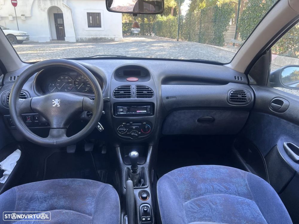 Peugeot 206 1.1 XR - 7