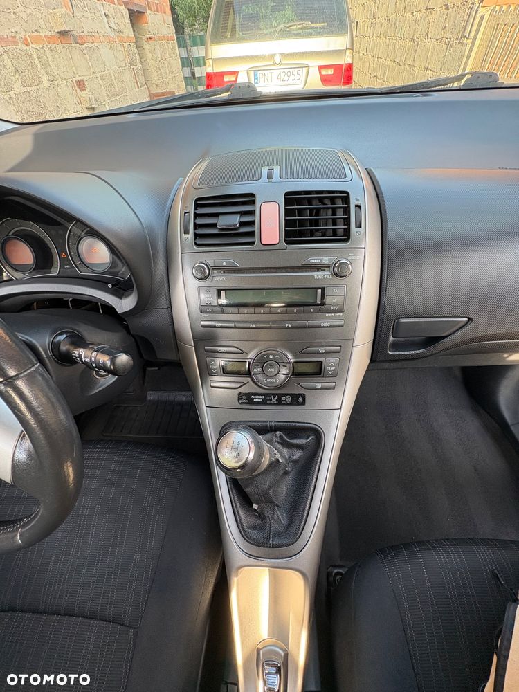 Toyota Auris 1.4 VVT-i - 22