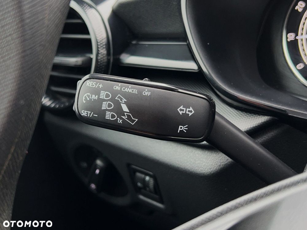 Skoda Fabia 1.0 TSI Active - 20