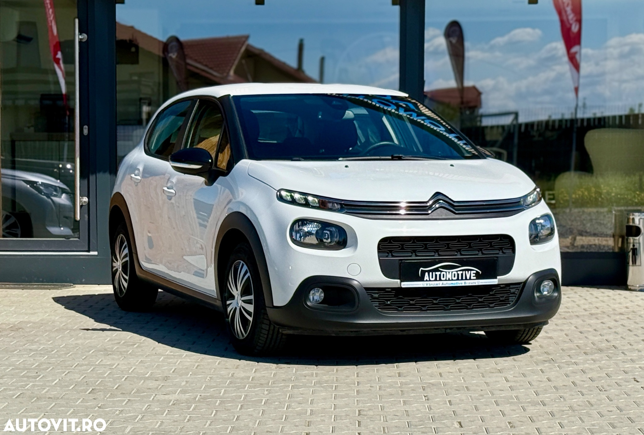 Citroën C3 BlueHDi 100 S&S PLUS - 2