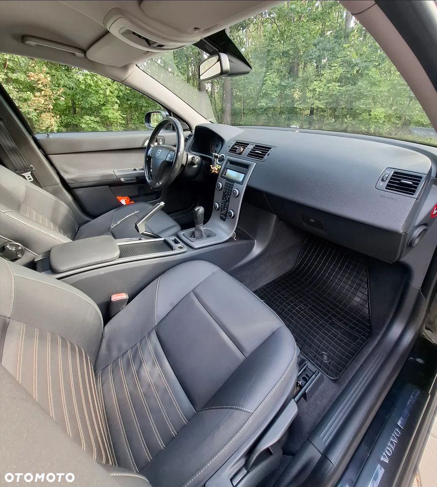 Volvo V50 1.6D Momentum - 18