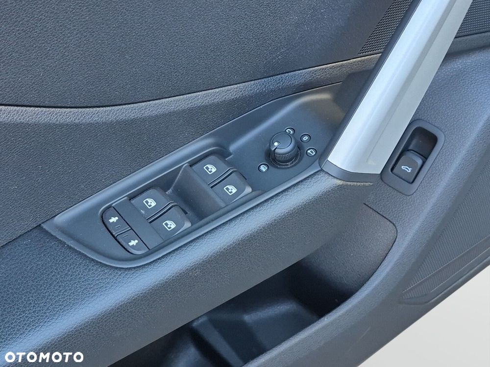 Audi Q2 30 TFSI - 11