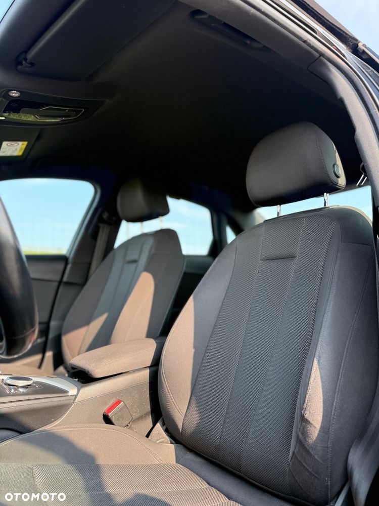 Audi A4 Limousine 2.0 TDI - 30